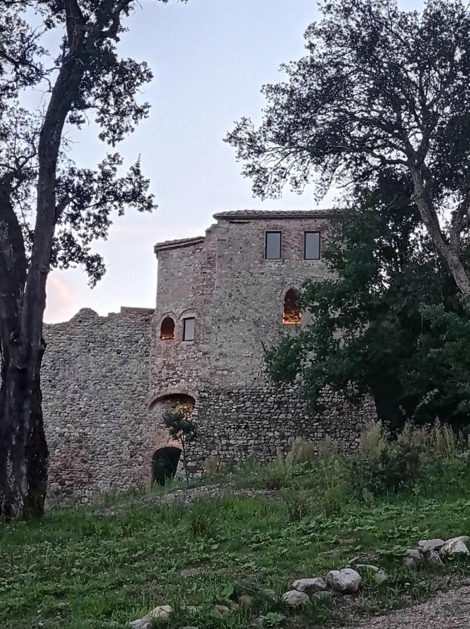 La Locanda di Petriolo Monticiano Esterno foto