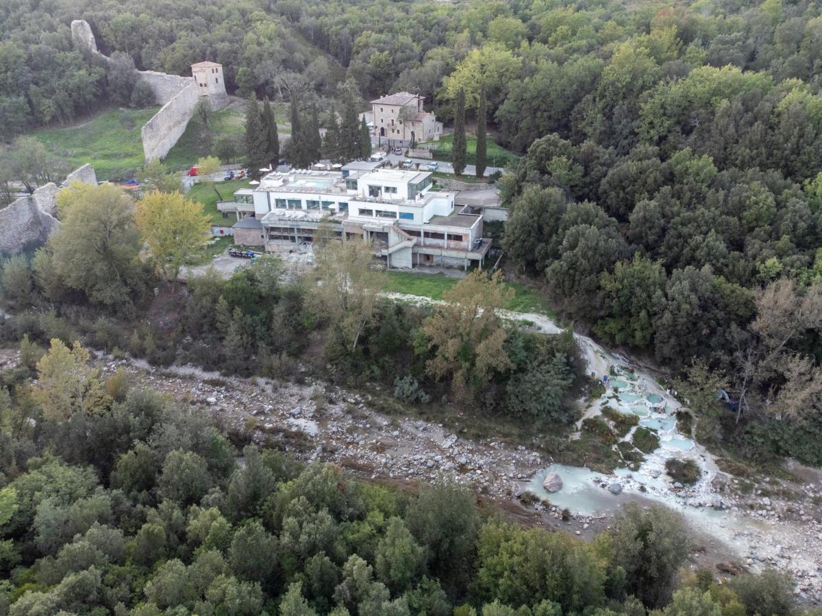 La Locanda di Petriolo Monticiano Esterno foto